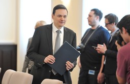 Służby specjalne wyjęte spod nadzoru szefowej MSW. Zajmie się nimi Jacek Cichocki