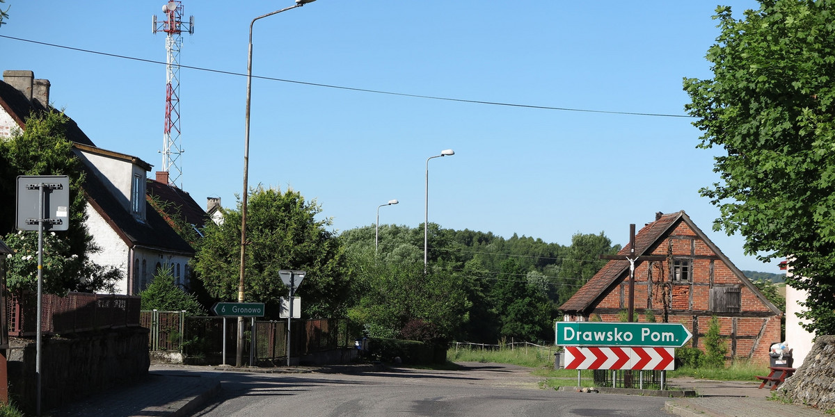 Ostrowice to najbardziej zadłużona gmina w Polsce. Przestanie istnieć, a dwa sąsiednie samorządy, między które zostanie podzielona, nie przejmą jej długów