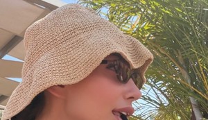Emina Jahović, objava
