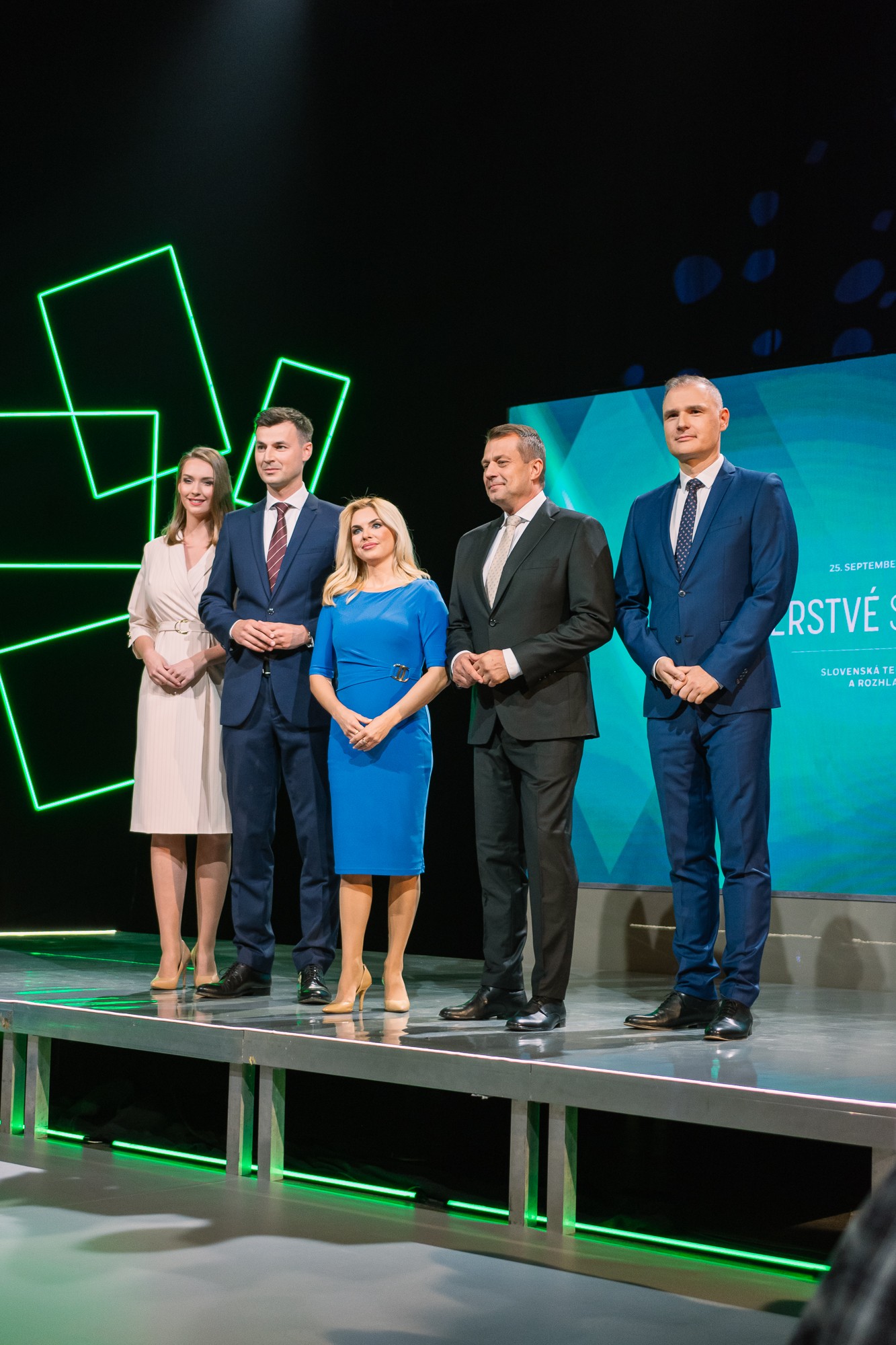 Veronika Meszárosová, Jozef Kubánek, Zuzana Straková Wenzlová, Viliam Stankay a Ľubomír Bajaník počas podujatia STVR Čerstvé správy 2