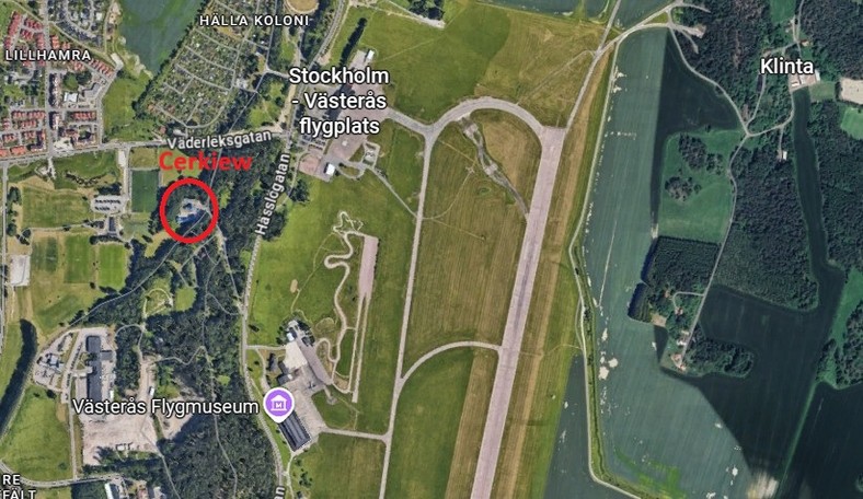 Cerkiew stoi tuż obok lotniska w Västerås