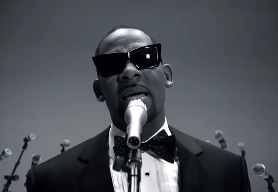 R. Kelly. Po wyroku skazującym YouTube zamyka kanały muzyka