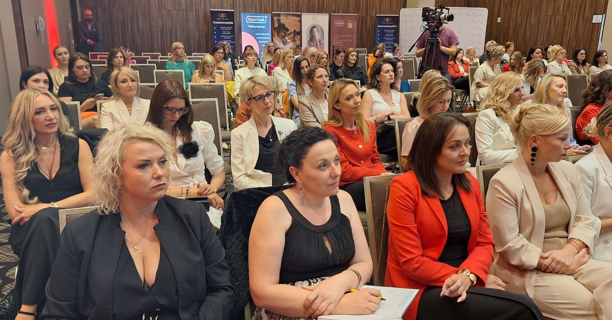 Dlaczego ustawowa regulacja rad kobiet może ośmieszyć problem nierówności? [KOMENTARZ]