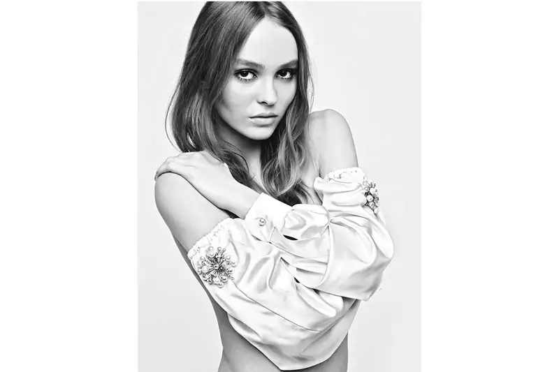 Lily-Rose Depp w kampanii Chanel