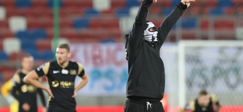 Dwóch kibiców zatrzymanych po meczu w Zabrzu