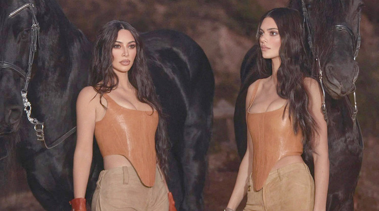 Kim Kardashian és Kendall Jenner / Fotó: Northfoto