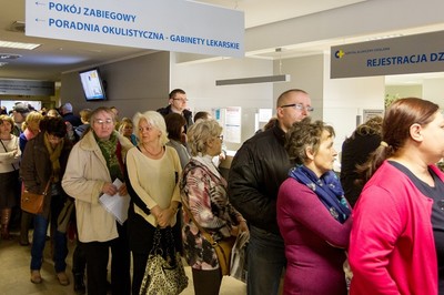 Koniec fikcyjnych terminów? NFZ zacznie prognozować kolejki do lekarzy