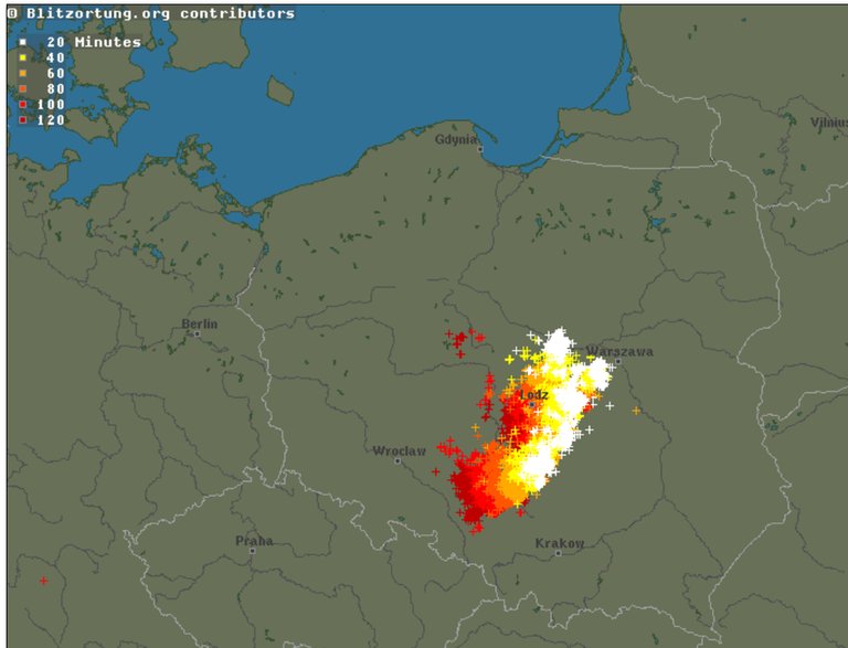 Liniowy układ burzowy nad Polską