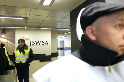 Związki JSW wdarły się na posiedzenie RN. "Chcecie wyprowadzić pieniądze na kampanię jedynej słusznej partii"