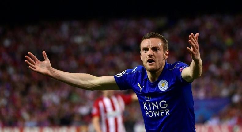 Leicester City's forward Jamie Vardy shouts and gestures during the UEFA Champions League quarter final first leg football match Club Atletico de Madrid vs Leicester City at the Vicente Calderon stadium in Madrid on April 12, 2017