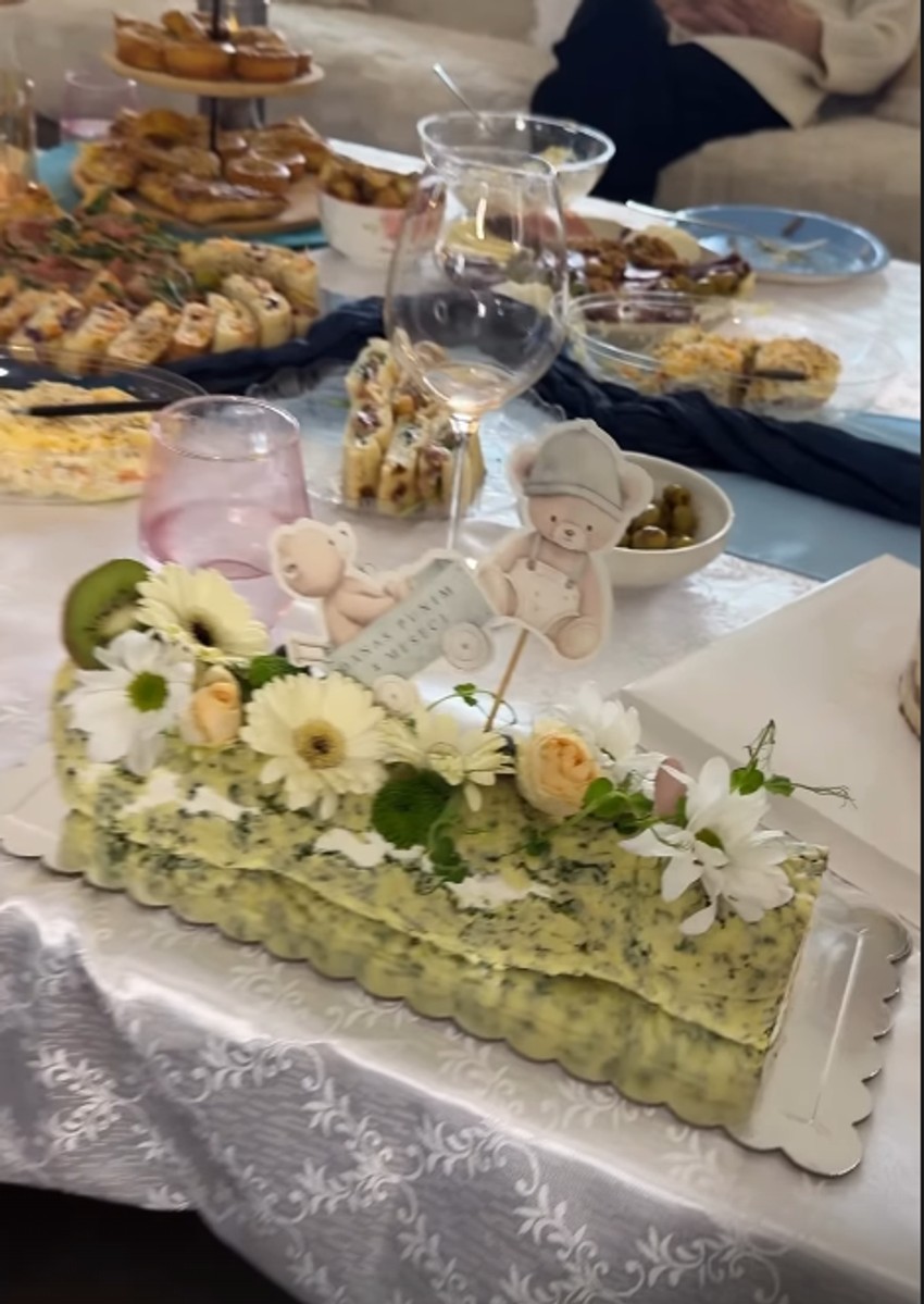 Olja Crnogorac proslavila sinu osam meseci