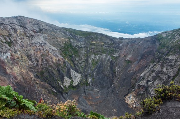 Slučajno je pronašao ogroman krater u Kanadi: Naučnici potvrdili da ga je napravio asteroid pre 390 miliona godina