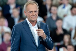 Donald Tusk na konwencji PO w Radomiu