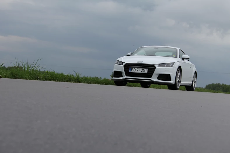 Audi TT - wersja 2015 z funkcją wirtualny kokpit