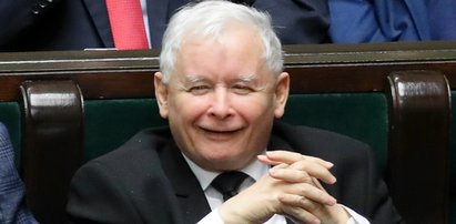 Ksiądz z Oleśnicy wziął mikrofon i zaczął mówić o Kaczyńskim. Jest pewien swoich słów (NAGRANIE)