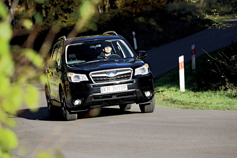 Mitsubishi Outlander kontra Subaru Forester i Mazda CX5