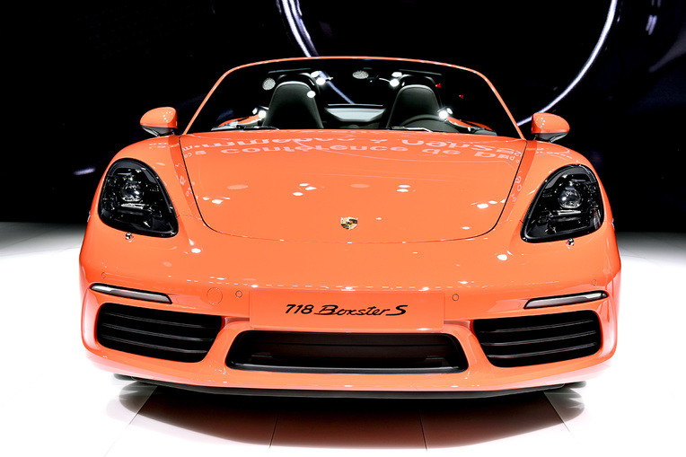 Porsche 718 Boxster S