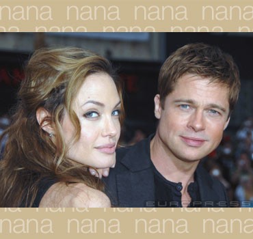 21080_37826-angelina-jolie-brad-pitt-nyaral-sl-d0000D7123e96667e6ee3