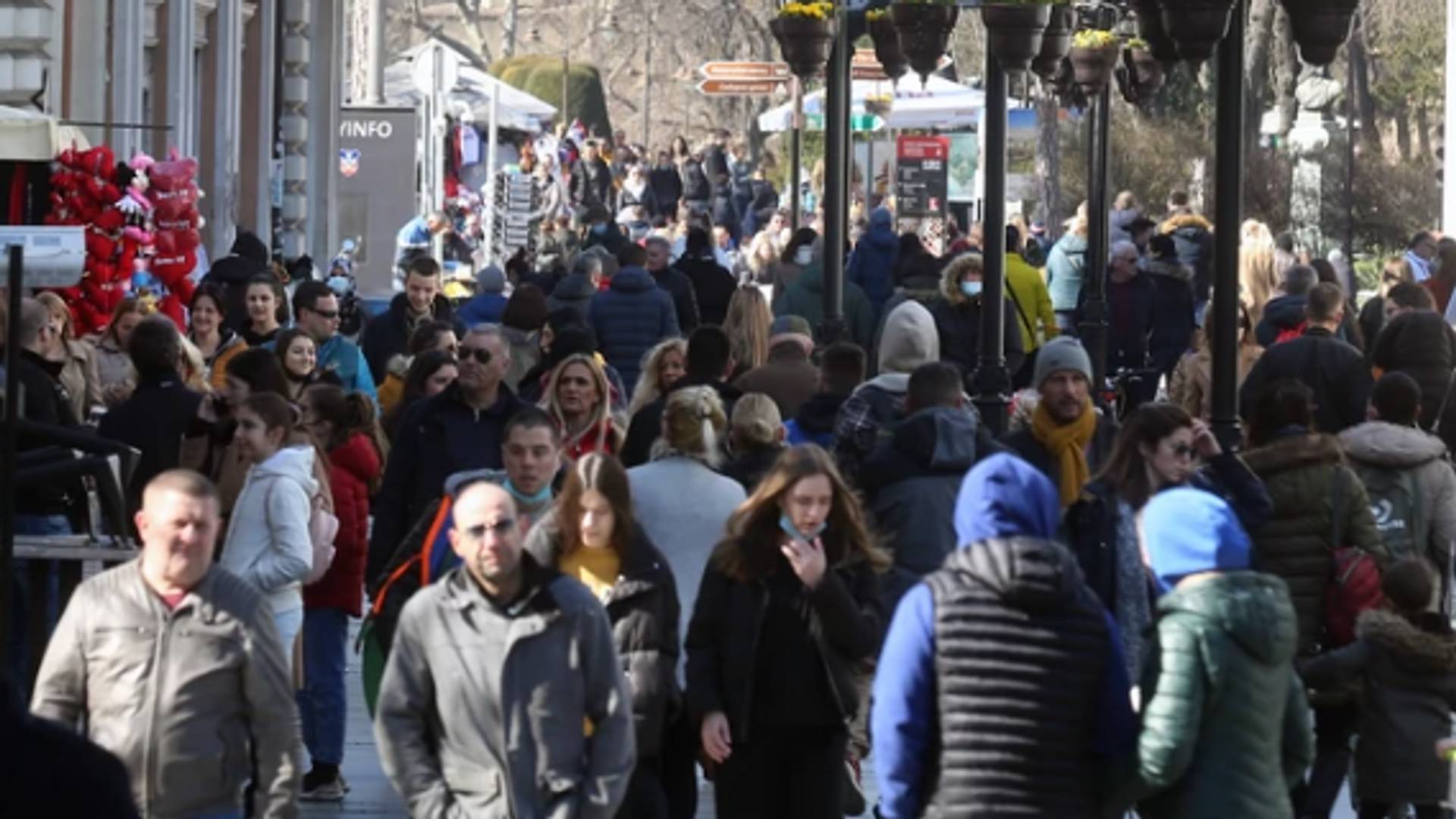 Zatvaranje nam ništa ne vredi: krcate ulice Beograda su dokaz da ne planiramo da se izolujemo