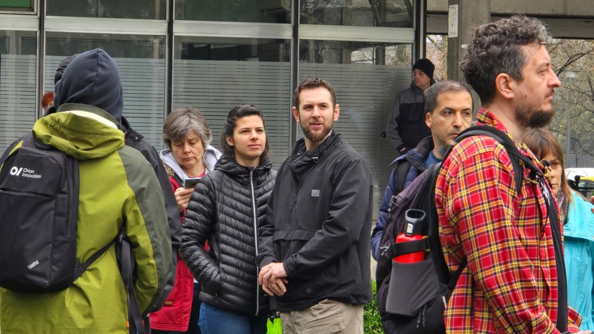 Okupljanje građana pred sednicu gradske opštine Novi Beograd