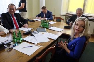Komisja ustawodawcza: Komisja śledcza ds. Amber Gold ma liczyć 9 członków