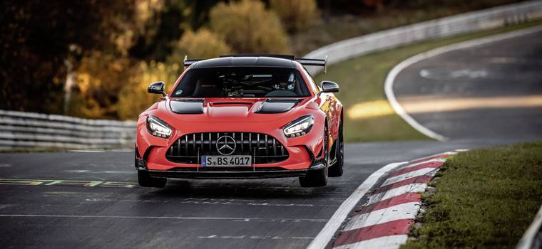 Mercedes-AMG GT z rekordem na Nurburgringu [Nagranie okrążenia]