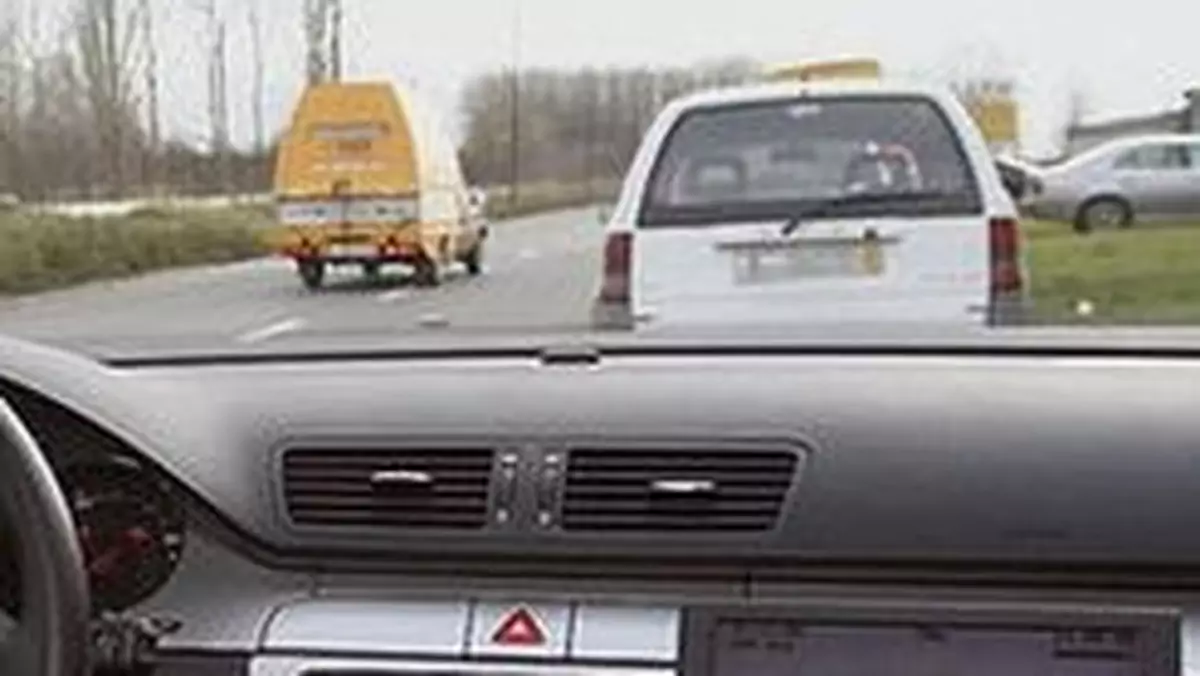 Paczków: Wietnamczyk śmigał Audi A6 218 km/h (wideo)