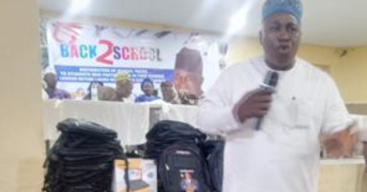 Lagos lawmaker distributes back-to-school bags to 350 students - Vimarsana News