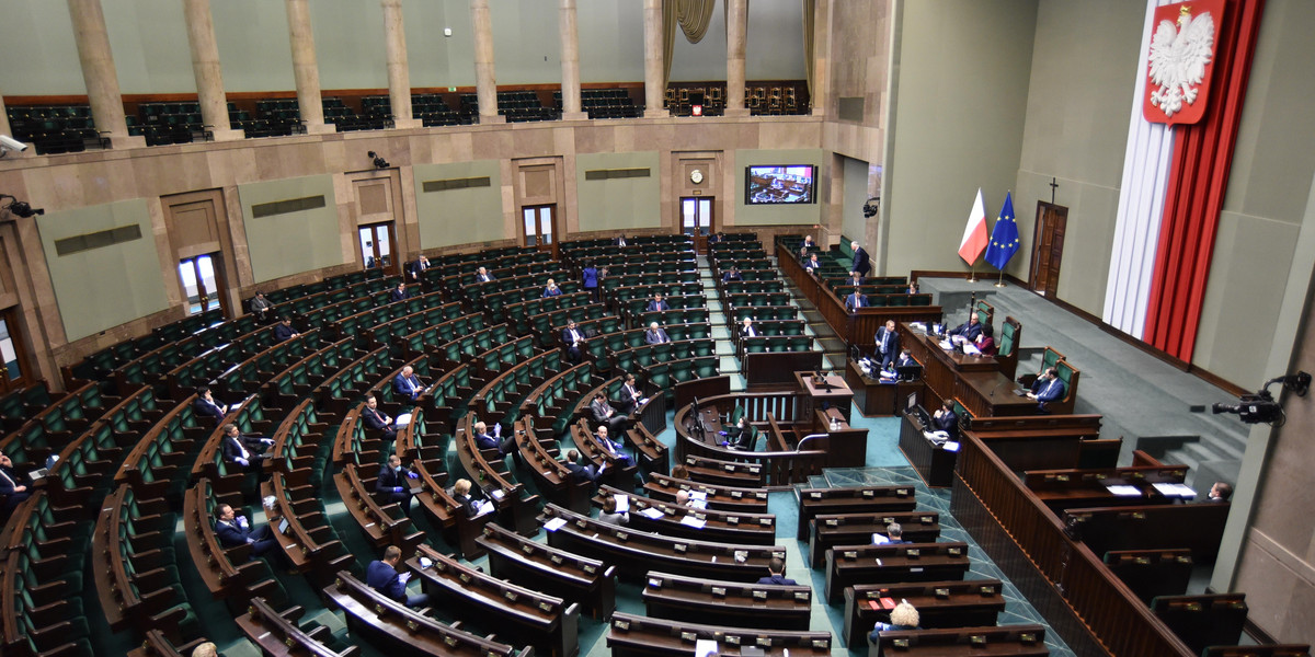 Sejm odrzucił poprawki Senatu do ustawy budżetowej