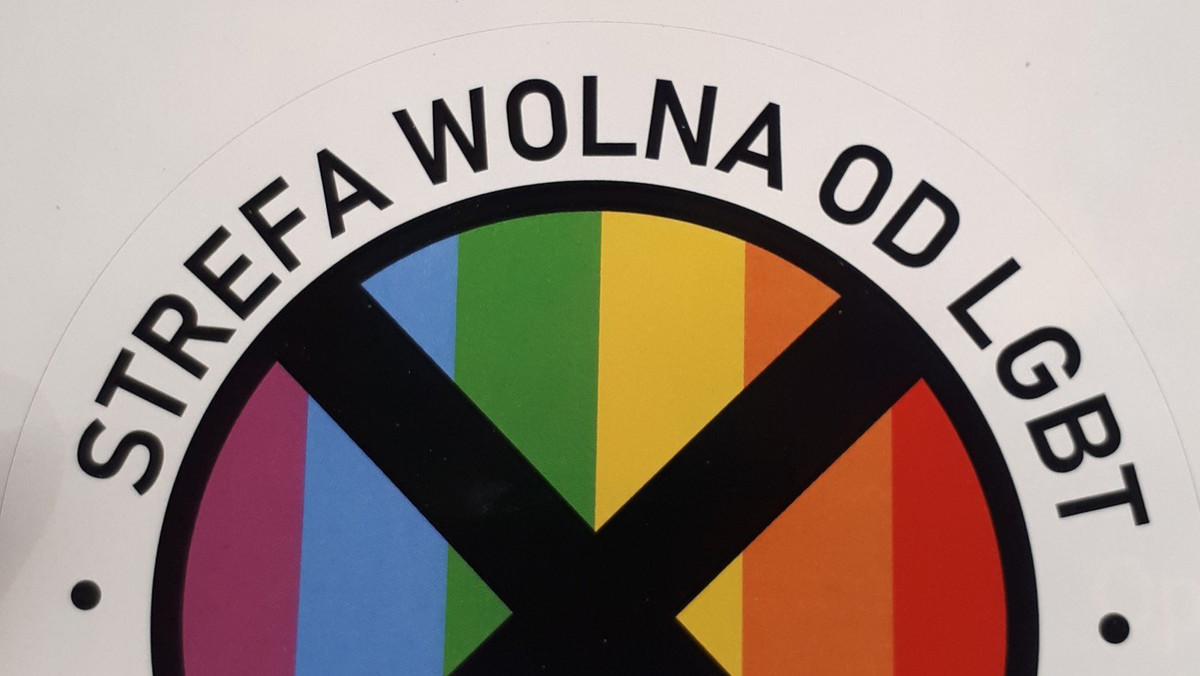 Organizacja Pride in London wzywa sekretarza spraw zagranicznych Dominica Raaba do pilnej interwencji ws. "ciągłego łamania praw LGBT+ w Polsce" - czytamy w serwisie pinknews.co.uk.