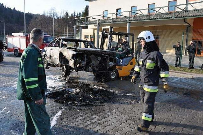 Rodzinny dramat! Auto stanęło w płomieniach!