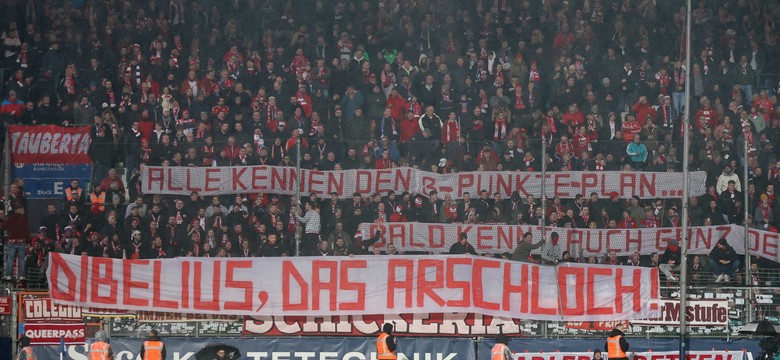 Protesty kibiców przyniosły efekt. Władze Bundesligi musiały się ugiąć