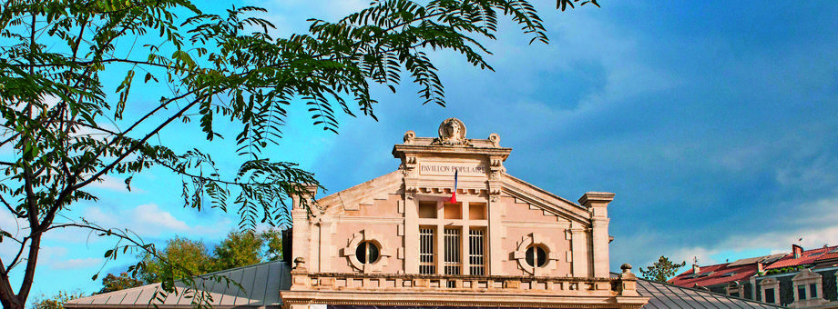 Pavillon Populaire, Montpellier zbudowany w 1891 roku przez architekta Léopolda Carliera, dziś jest przestrzenią wystawienniczą poświęconą sztuce fotograficznej.