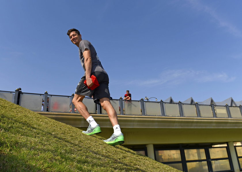 Robert Lewandowski pokazał zdjęcie, które podbiło sieć! Co za skok!