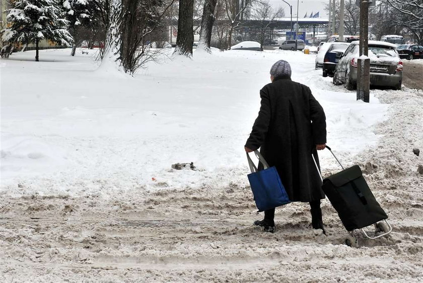 Nie odśnieżyli? Dzwoń!