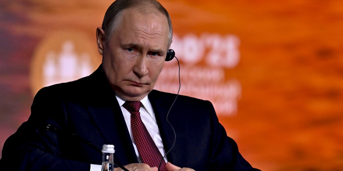 Putin w bunkrze, FSO na alarm: Kreml szykuje się na zamach stanu — image 4