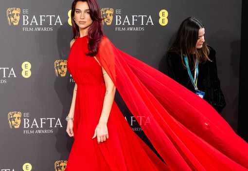 12 alkalom, amikor Dua Lipa mindenkit leöltözött a vörös szőnyegen