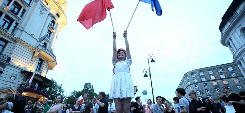 Pokolenie 30- i 40-latków miało robić karierę i nie protestować. A jednak wyszło na ulicę. Dlaczego?