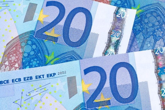 Pomoćni kuvari dobili 23 odsto veću platu: Ovo je tačan iznos povećanja plata po zanimanjima u Hrvatskoj