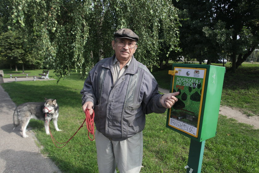 Automaty na worki na psie odchody są puste!