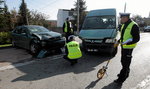 Wypadek gimbusa pod Kielcami. Jeden z kierowców zbiegł