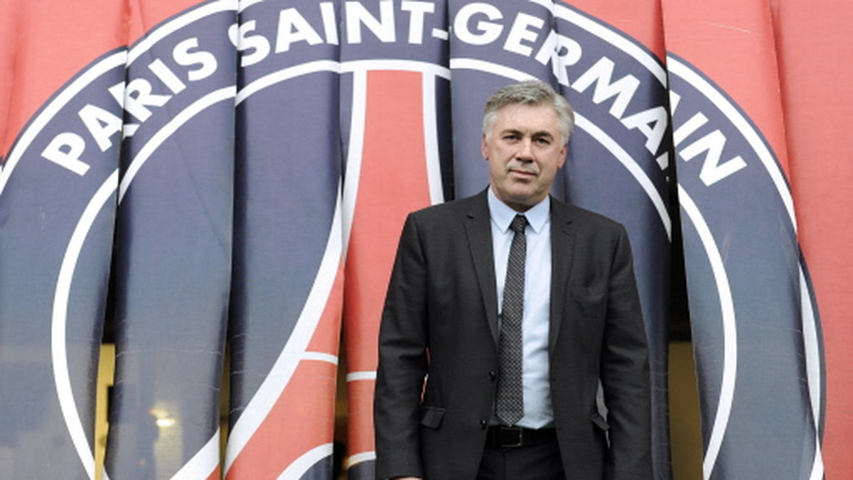 Carlo Ancelotti niedawno podpisał kontrakt z francuskim Paris Saint-Germain. Włoski szkoleniowiec poprowadzi w niedzielę swój zespół przeciwko piątoligowemu Locmine, w pucharze Francji.