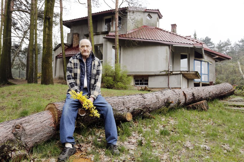 Krytsian Broll w swoim domu krótko cieszył się wolnością