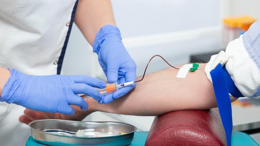 A közvetlen vérátömlesztés során a szifilisz megfertőződésének valószínűsége meglehetősen alacsony. 