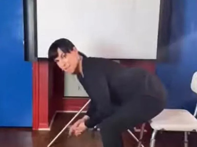 Da li znate koja poza je najbolja za mokrenje?