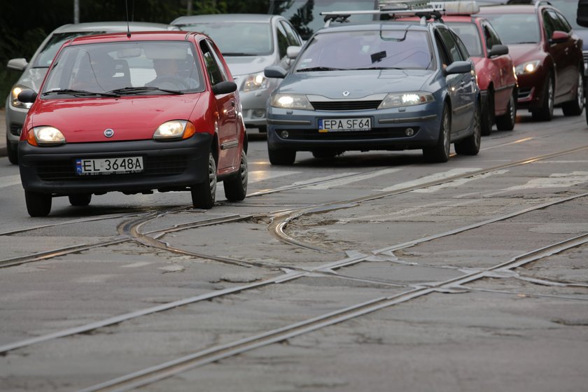 Wojska Polskiego w Łodzi bez tramwaju na Doły