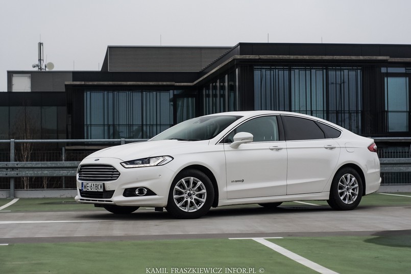 Ford Mondeo HEV hybryda