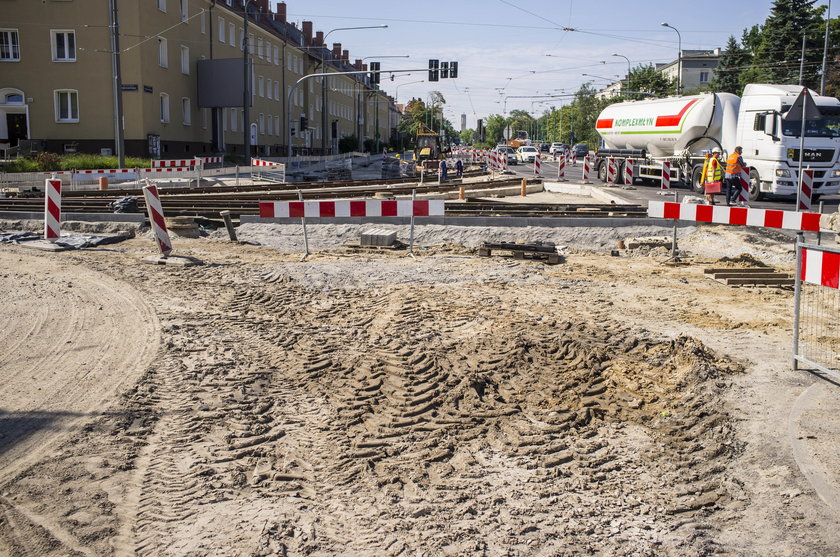 Dokończą remont Dąbrowskiego w 50 dni?