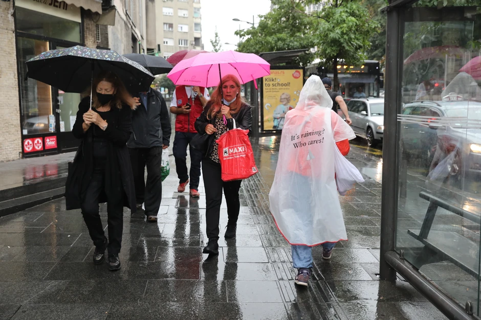 Kiša i lokalni pljuskovi širom Srbije u petak i subotu