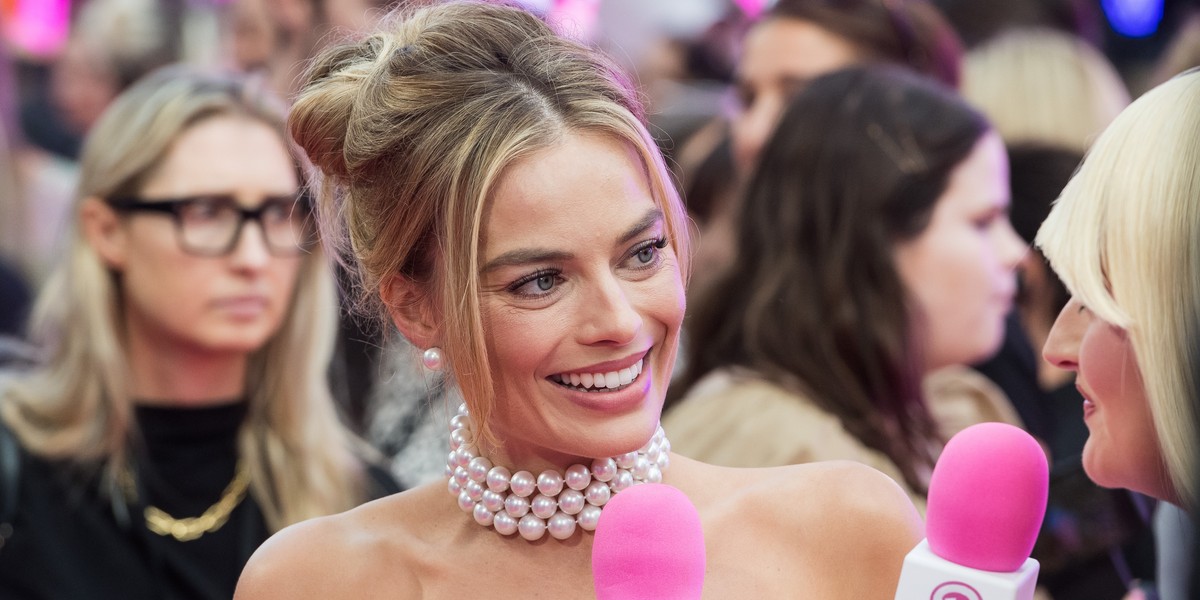 Margot Robbie to tytułowa "Barbie" z najnowszego kinowego hitu.